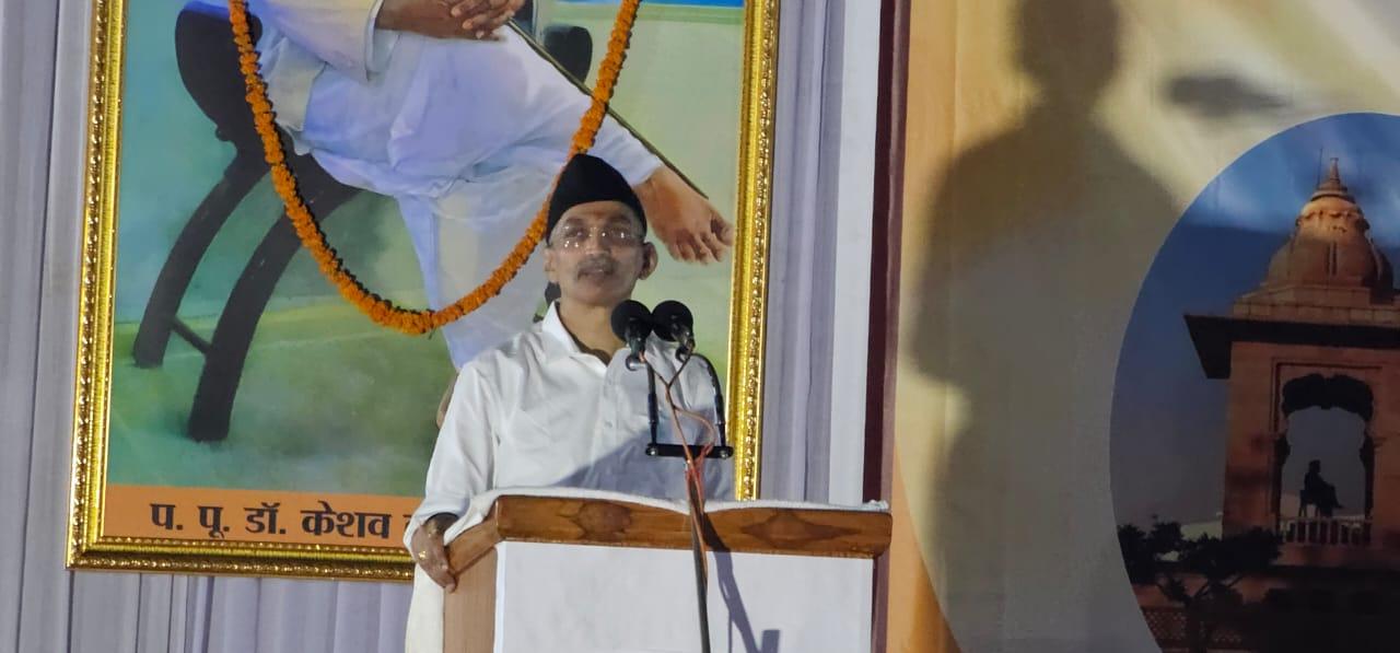 पंच परिवर्तन के संकल्प से परिपूर्ण: दीपक विस्पुते की बातों ने जगाई समृद्ध भारत की दिशा