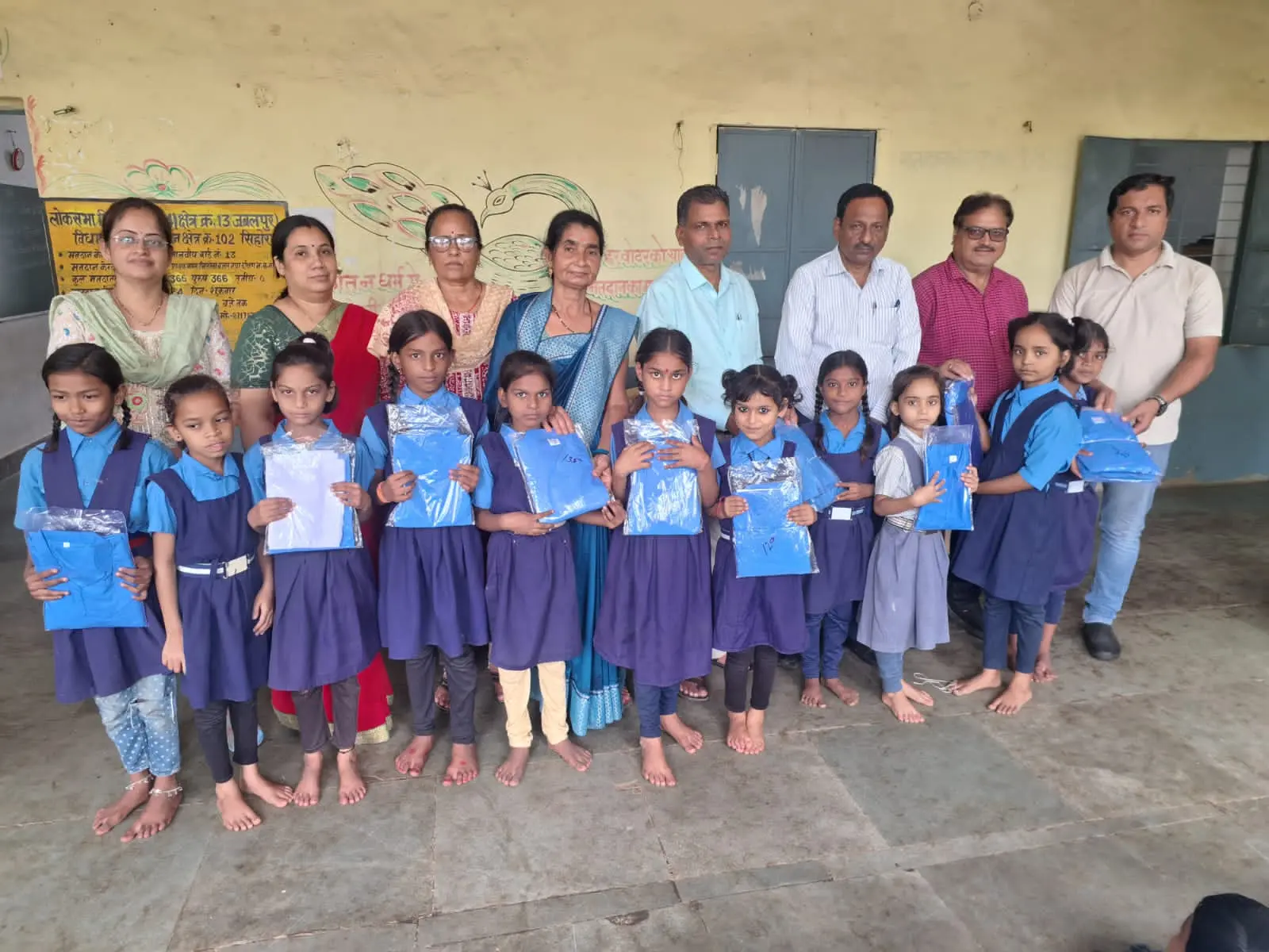 शिक्षक के सराहनीय और अनुकरणीय कार्यों से समाज में अच्छा संदेश जाता है...प्राचार्य जे एल खांडे 
