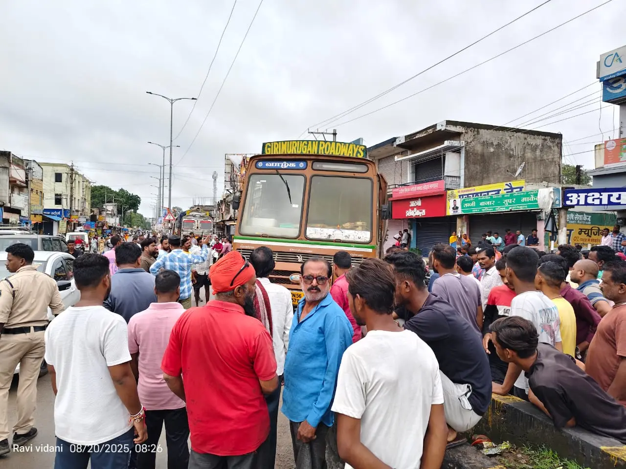 Mahasamund Accident : तुमगांव ओवरब्रिज में दर्दनाक हादसा; ट्रक की चपेट में आने से बुजुर्ग की मौत 