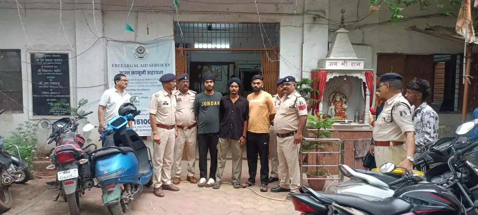 अपहरण और मारपीट मामला: खुर्सीपार पुलिस ने तीन आरोपियों को किया गिरफ्तार 