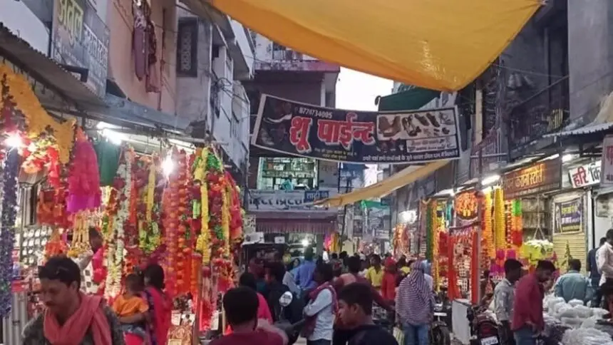 RAIPUR NEWS : दीपावली त्यौहार को लेकर शहर में नया ट्रेफिक प्लान, गोल बाजार, शास्त्री मार्केट सहित इन इलाकों में ग्राहकों के लिए वैकल्पिक पार्किंग व्यवस्था, गूगल मैप का करे उपयोग