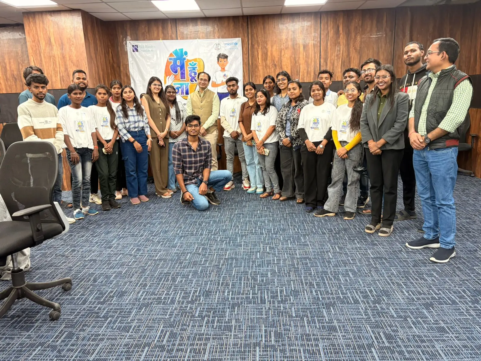 कलेक्टर ने युवाओं का बढ़ाया हौसला, कहा: मानसिक स्वास्थ्य के लिए प्रशासन और समाज साथ आएं