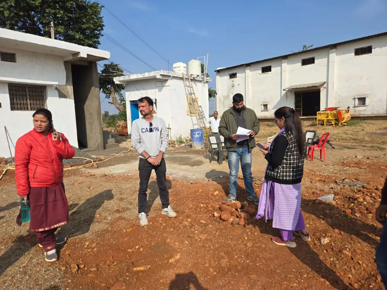 धान खरीदी की तैयारियाँ तेज: तहसीलदार कुंजाम का औचक निरीक्षण, केंद्र प्रभारियों को तत्काल सुधार के निर्देश