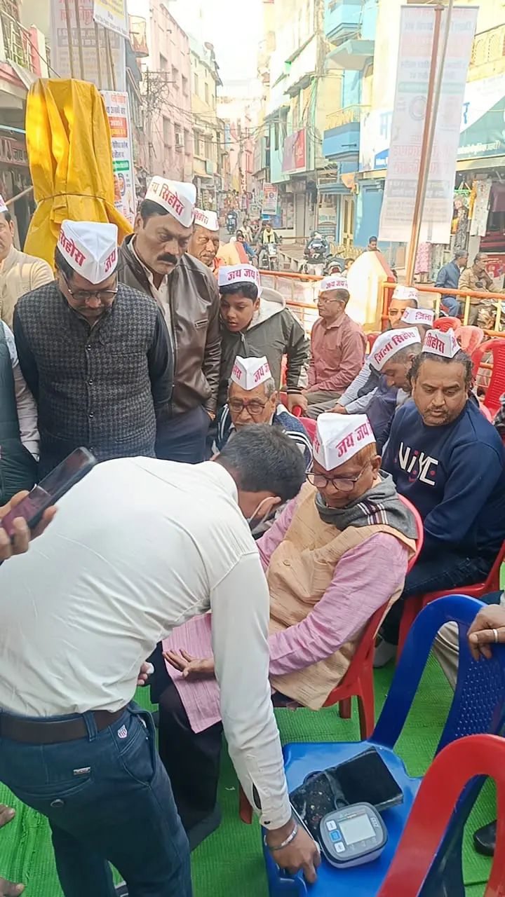 सिहोरा जिला आंदोलन आर-पार के मोड़ पर    अनशनकारी का वजन गिरा, 9 दिसंबर से आमरण सत्याग्रह