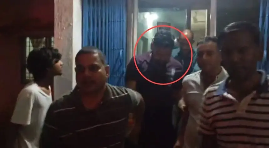 CG Breaking : इस गांव का सरपंच रिश्वत लेते गिरफ्तार, ACB की टीम ने ऐसे दबोचा, निर्माण कार्य की एनओसी के लिए ले रहा था घूस