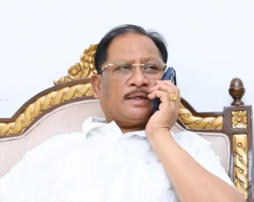 CG NEWS : खराब बनी सड़क पर मुख्यमंत्री का एक्शन, कलेक्टर को कॉल कर दिए कड़ी कार्रवाई के निर्देश, बोले – जरा भी लापरवाही नहीं चलेगी