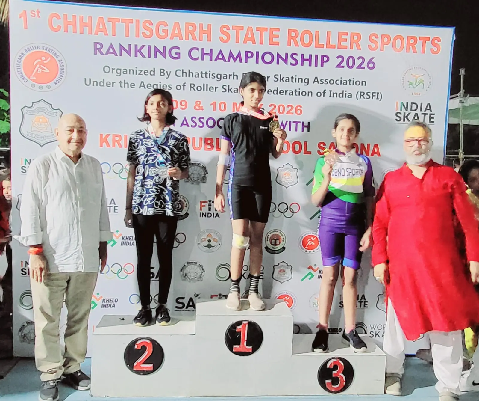 शिविका पांडेय बनी राज्य स्तरीय स्केटिंग चैंपियन