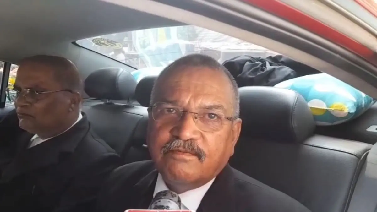 Khan Sir : हत्या के प्रयास केस में घिरे खान सर, सरेंडर और जमानत को लेकर ये है बड़ी अपडेट