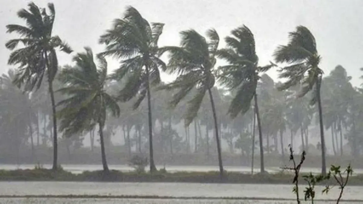 CG WEATHER UPDATE : छत्तीसगढ़ के इन जिलों में भारी बारिश और वज्रपात का अलर्ट, रहें सावधान