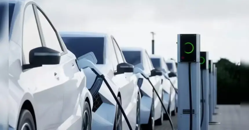 सरकार का बड़ा फैसला: दिल्ली में बढ़ेगा EV इंफ्रास्ट्रक्चर, EV चार्जिंग नेटवर्क विस्तार के लिए तैयार किया रोडमैप