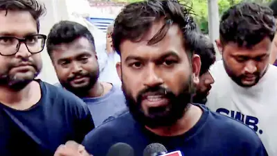 VIDEO : अभिजीत दिपके को हुआ टाइफाइड, क्या खत्म होगा आंदोलन ? वीडियो जारी कर कह दी बड़ी बात