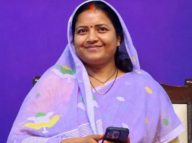 मंत्री लक्ष्मी राजवाड़े के प्रयासों से भटगांव विधानसभा को बड़ी सौगात, बुंदिया और बड़सरा में खुलेंगे नए धान उपार्जन केंद्र
