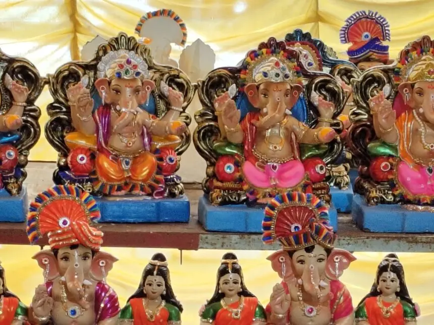 CG NEWS: गणेशोत्सव पर छत्तीसगढ़ में 700 करोड़ का कारोबार, 50 लाख घरों में विराजेंगे बप्पा, मूर्तियों के दाम 50% तक बढ़े