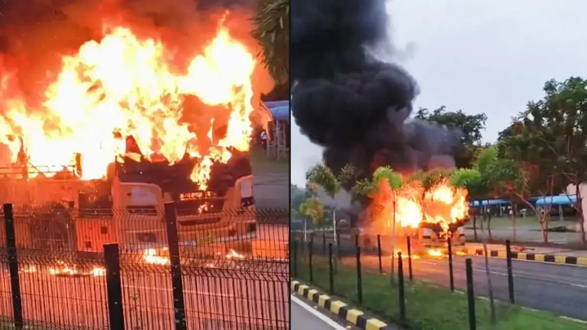 RAIPUR BREAKING : महानदी भवन में कर्मचारियों की बस में लगी भीषण आग, 30 से अधिक शासकीय कर्मचारी थे सवार