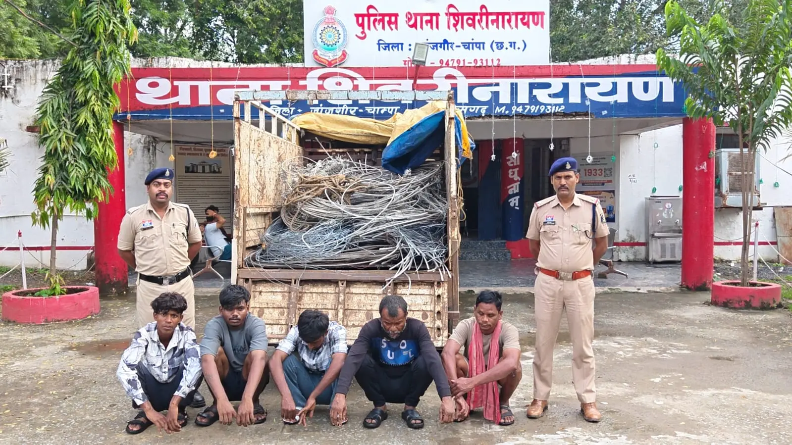 CG Crime: 11 केवी सिल्वर तार चोरी का खुलासा, 450 किलो तार समेत 5 आरोपी गिरफ्तार