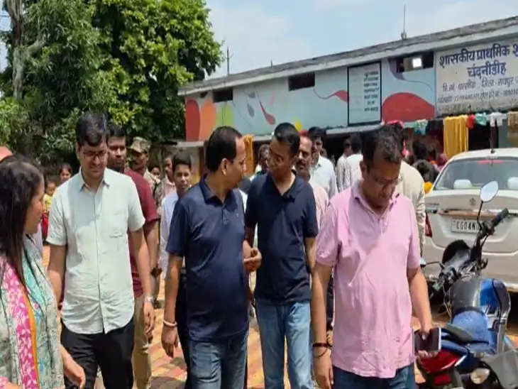 बाढ़ प्रभावित इलाकों में पहुंचे कलेक्टर, राहत शिविरों का किया निरीक्षण