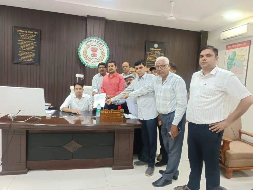 CG NEWS : DEO की कार्यशैली पर सवाल, फेडरेशन पहुंचा कलेक्टर के पास, अधिकारी ने आरोप नकारे