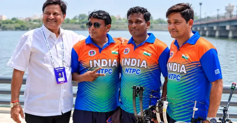 पैरा तीरंदाज तोमन कुमार के स्वर्ण पदक से छत्तीसगढ़ गौरवान्वित, ओलिंपिक तक पहुंचाने वाले कोच को मिलेगा 5 लाख का पुरस्कार